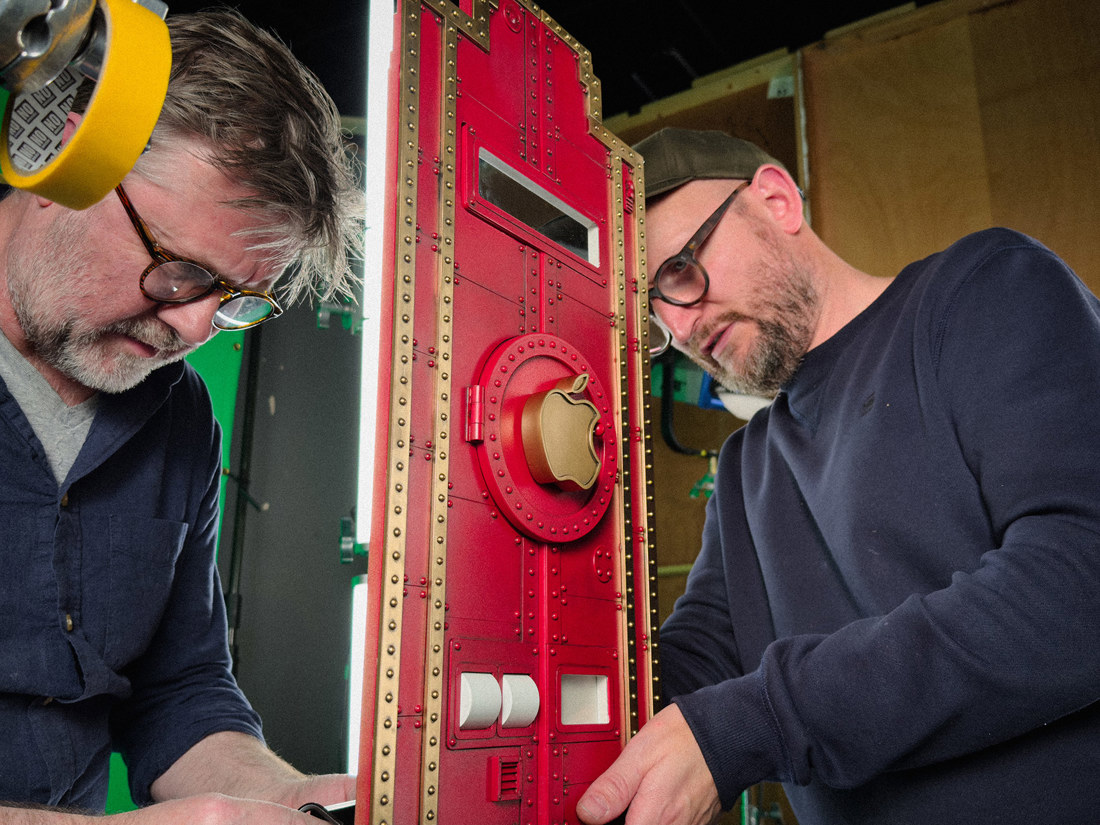 Installing the 'curtains' ready for animation